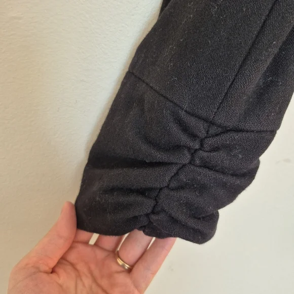 Ricki’s Women's Black Belted Funnel-Neck Wool Blend Coat Size Small - Picture 4 of 8